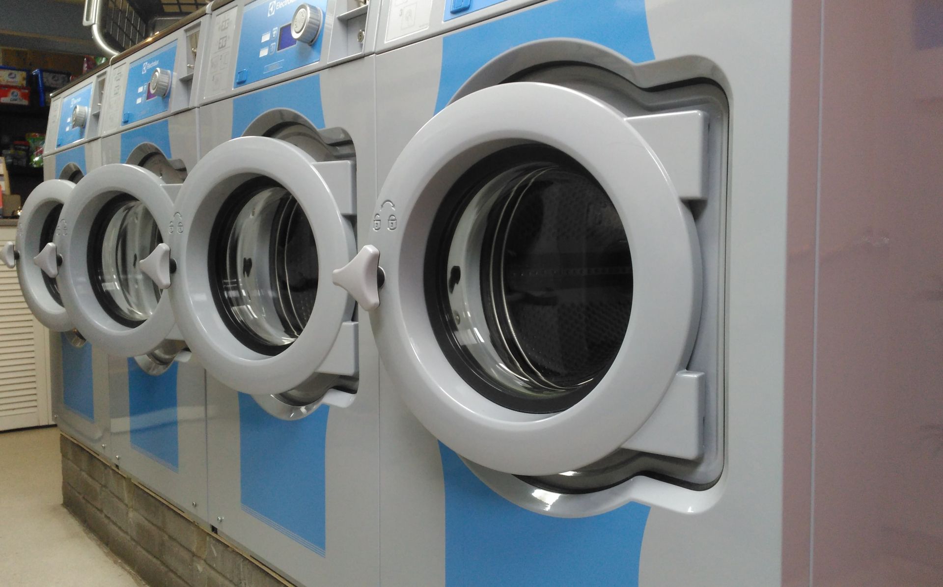 DriftIn Laundry Launderette & Dry cleaning Cardiff City Centre